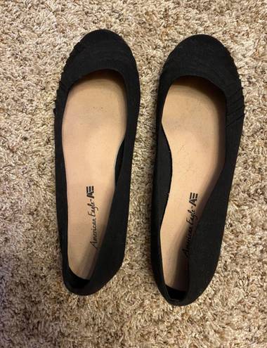 American Eagle black slip on shoes