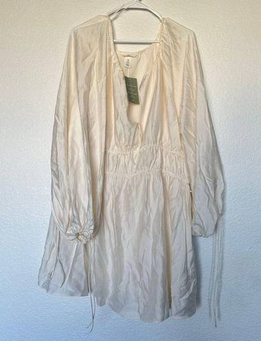 H&M  Oversized Tie-detail Dress Size Medium BNWT