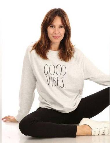 Rae Dunn  “GOOD VIBES" Studio Raglan Sweatshirt sz Large