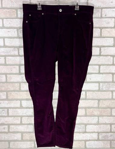 Torrid  NWT Bombshell Skinny Corduroy High Rise Jeans in Windsor Wine Size: 20T