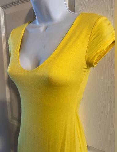 See You Monday  Los Angeles Women’s Midi Knit Yellow Bodycon Dress Size Small‎