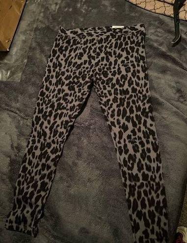 Style & Co  leggings. PM size. New with tags