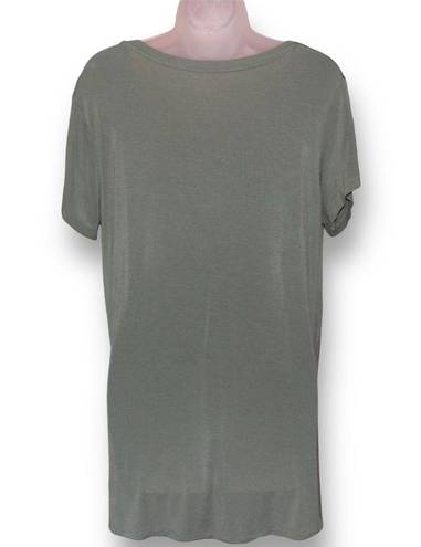 Grayson Threads Coachella Valley lightweight v neckline tee