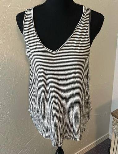 Emma’s Closet Striped vneck tank