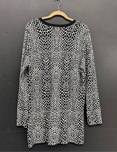 Isaac Mizrahi  button down cardigan XL