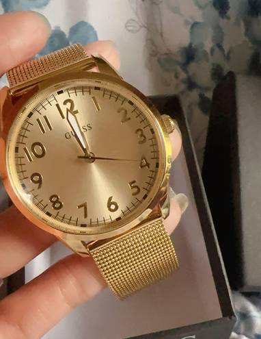 GUESS gold tone analog watch MESH BAND ADJUSTABLE BRACELET 