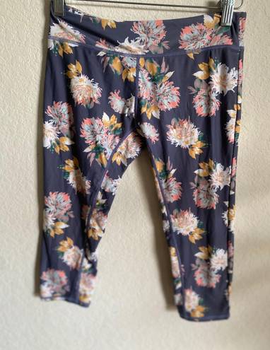 O'Neill O’Neill 365 Floral Print Knee Length Leggings Size S