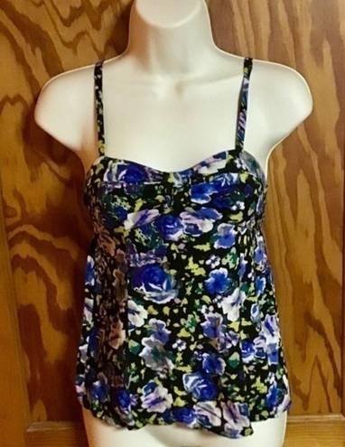 Kirra 3 for 20 $ bundle  pac sun floral bright tank top