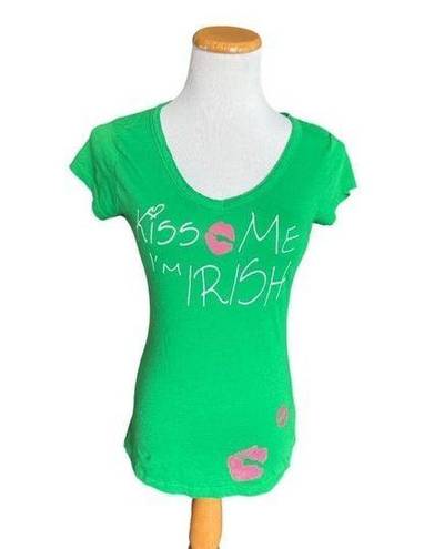 Miley Cyrus Womens  BCBG MaxAzira Kiss Me I’m Irish V Neck Tee Shirt - Sz L