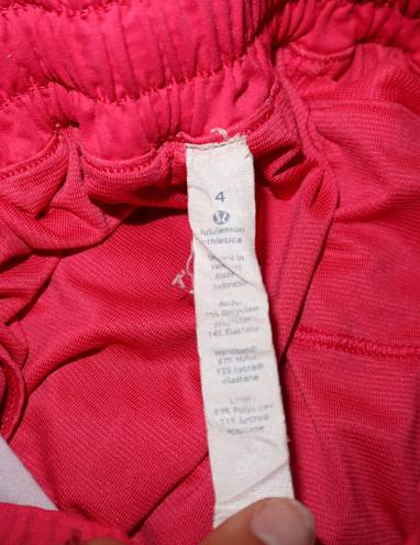 Lululemon Hotty Hot Short 2.5”