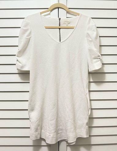 Deletta Anthropologie White Short Sleeve Dress Ruffle Sleeve V-Neck Size Medium