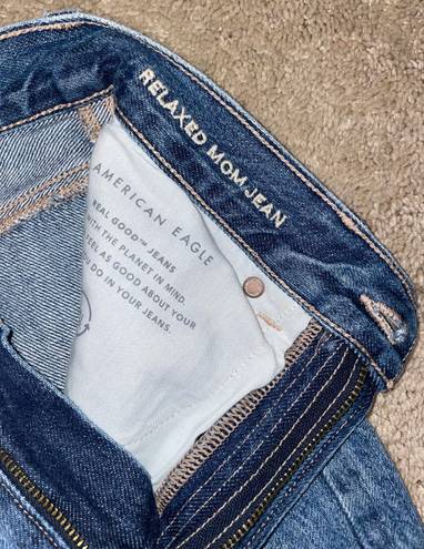 American Eagle Relaxed Mom Jeans