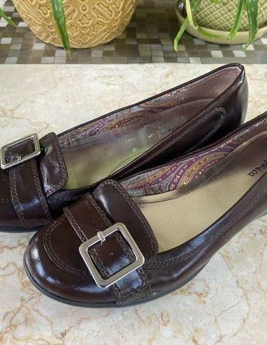 Style & Co  size 7 womens brown flats with buckle