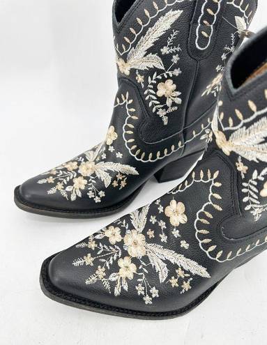 Dingo  Primrose Embroidered Black Leather Boots Cowboy Size 8.5 NWT