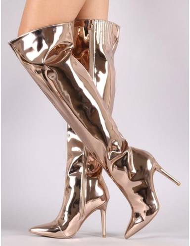 Qupid Gorgeous Rose Gold Metallic Mirror Pointy Toe Knee High Boots Size 5.5 NWOT NWOB