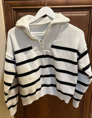 Knit Striped Sweater White Size M