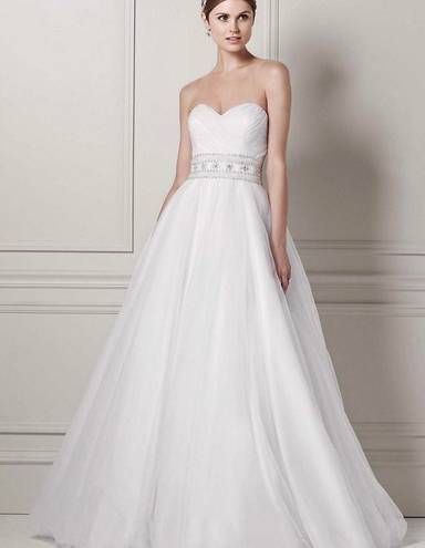 Oleg Cassini wedding dress with beaded belt