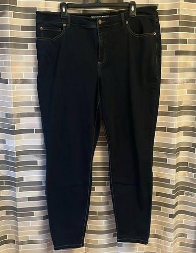 INC  Denim Mid-Rise Dark Wash Skinny Jeans - Size 20W (20”-25”W)