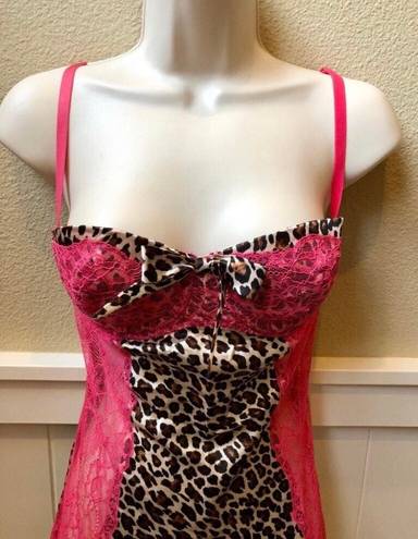 Frederick's of Hollywood NWOT Sexy  lingerie. Sz 34 or Small to medium