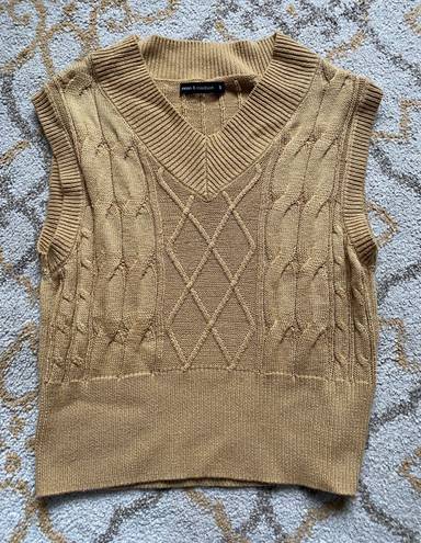 The Moon  & madison knit sweater vest