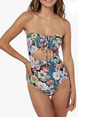 O'Neill New. O’Neill floral one piece. Small. Retails $99