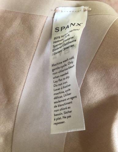 Spanx  Women's OnCore Mid-Thigh Bodysuit  Sz. L Nude SS1715 One Piece Slimming