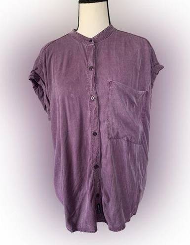 Calvin Klein  | purple short sleeve blouse