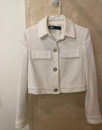 ZARA Cropped white blazer