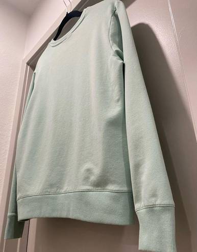 FILA  Mint Green Pullover Crew Neck Long Sleeve Sweater - M