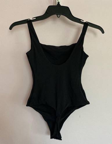 SKIMS Fits Everybody Square Neck Bodysuit