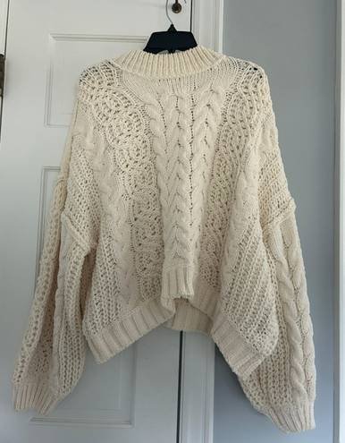 Boutique Sweater Size L