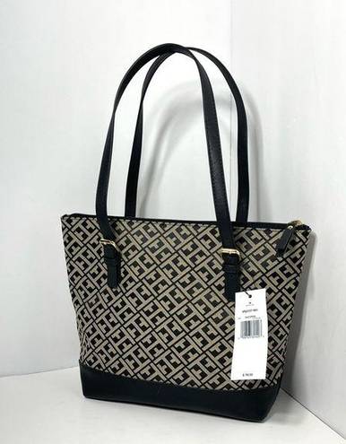 Tommy Hilfiger  Signature Jacquard Tote
Bag Purse