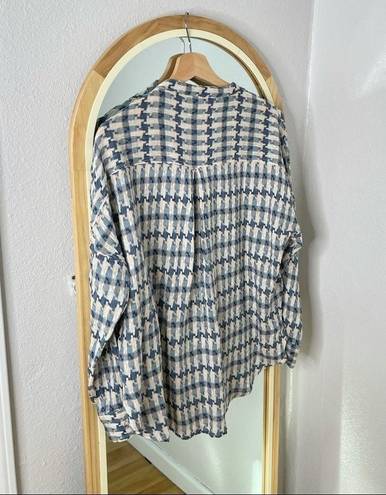 Lou & grey  for Loft houndstooth plaid button up shirt