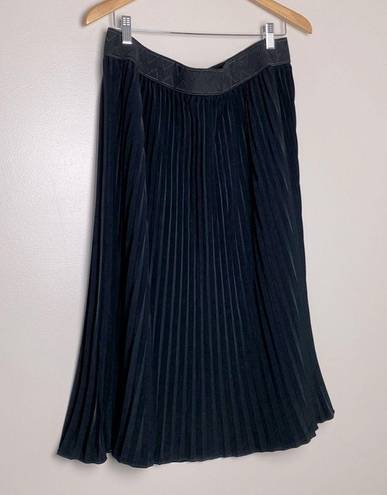 LuLaRoe  Black Pleated Pull On Jill Skirt