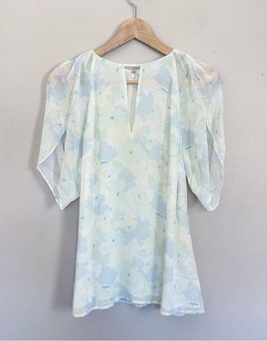 Petal Lewit  Sleeve Chiffon Top Size Small