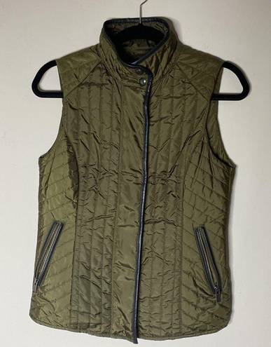 Banana Republic 312- Fall Green Quilted Vest