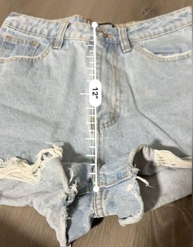 Missguided  High Rise Light Wash Distressed Raw Hem Short Shorts Size 6