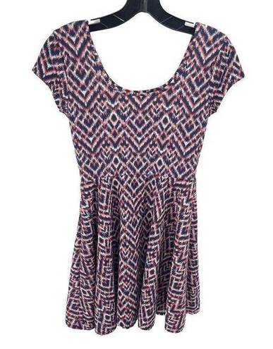 Aeropostale  Womens Fit Flare Dress Stretch Geometric Blue Pink Size Small