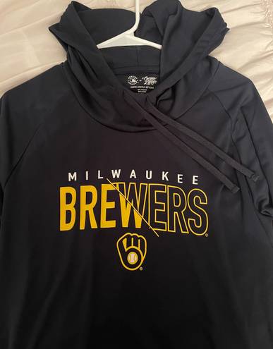 Campus Lifestyle Milwaukee brewers sweatshirt