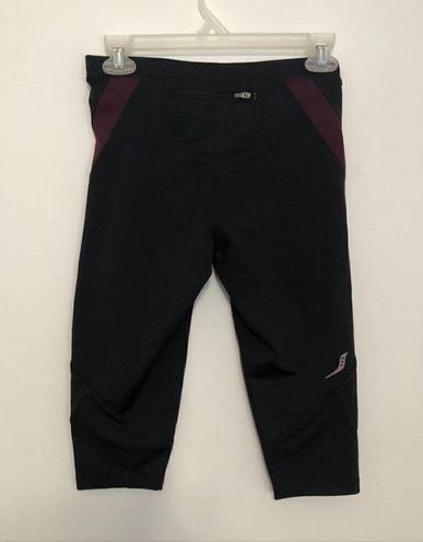 Saucony  Black Burgundy Maroon Stripe Trim Capri Capris Active Leggings Legging