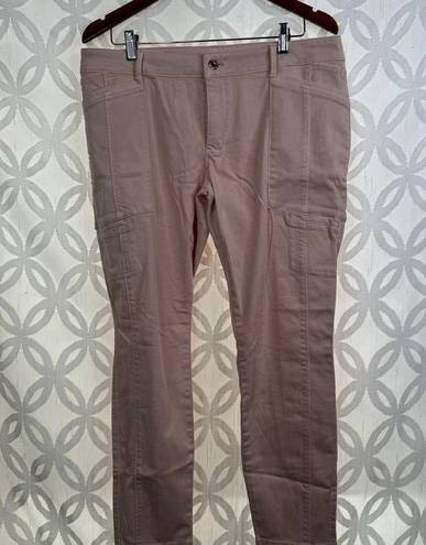 White House | Black Market  Skimmer Mid-Rise Cargo Straight Jean Size 14 NWOT