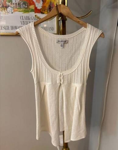 Urban Outfitters Womens sleeveless half button/half open top by  size small