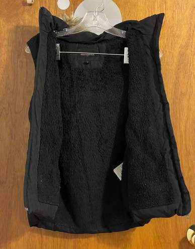 Banana Republic Black Puffer Vest