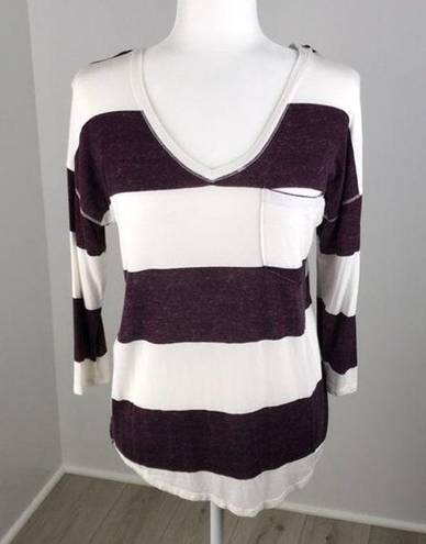 Authentic American Heritage  V-Neck Top Size S