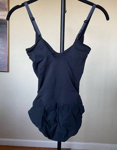 SKIMS NWOT  Seamless Sculpt Brief Bodysuit Onyx Size‎ XL