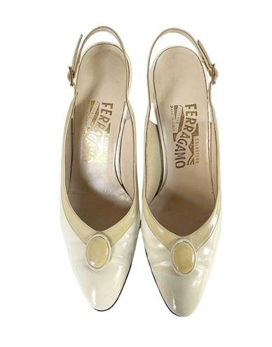 Salvatore Ferragamo Vintage Ferragamo Slingback Heels White & Bone Leather Women’s Size 8 Pump Italy