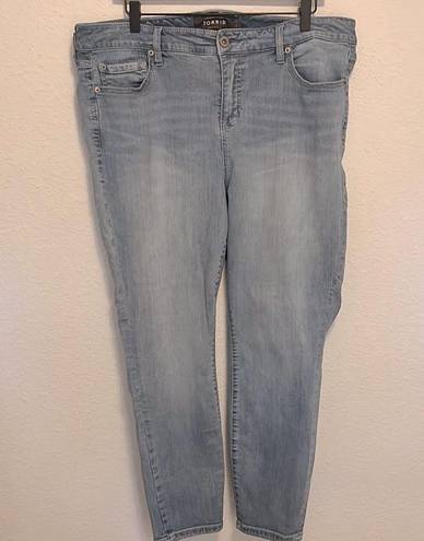 Torrid  Mid Rise Skinny Jeans Size 18R Stretch Denim Light Wash Plus Size Fashion