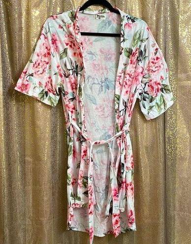 Show Me Your Mumu  white/pink garden of blooms Brie short robe, O/S