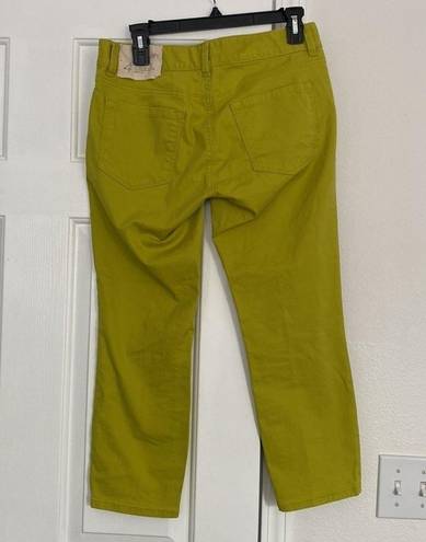 The Loft NWT Anny Taylor modern crop pants in bright green.