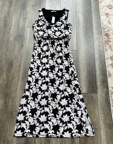 White House | Black Market  NWT Split Hem Floral Printed Maxi Dress Size Small